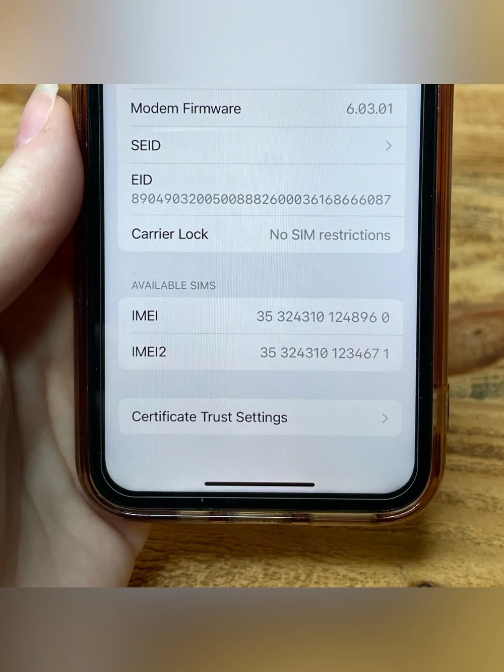 Unlocked Apple iPhone 11 Pro 512GB 18.6.2 MW9L2LL/A (WATER DAMAGE READ)